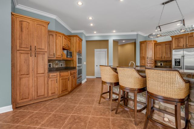 204 Hickory Meadows Drive, Richmond, KY 40475