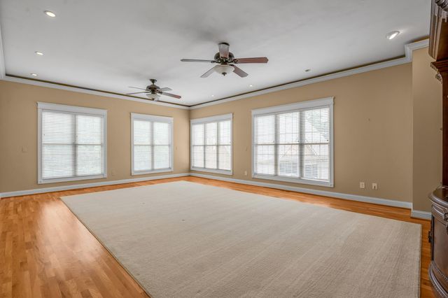 204 Hickory Meadows Drive, Richmond, KY 40475