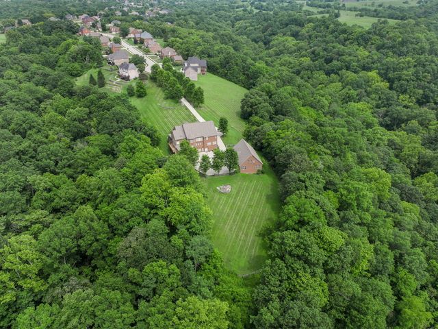 204 Hickory Meadows Drive, Richmond, KY 40475