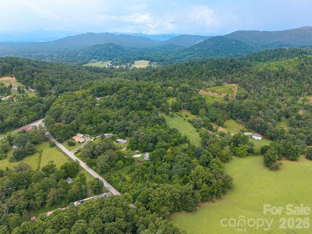 562 Concord Road, Fletcher, NC 28732