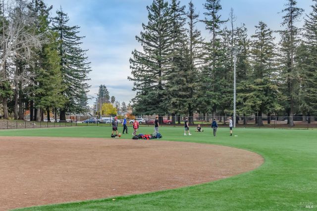 1068 San Francisco Way, Rohnert Park, CA 94928