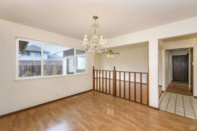 1068 San Francisco Way, Rohnert Park, CA 94928