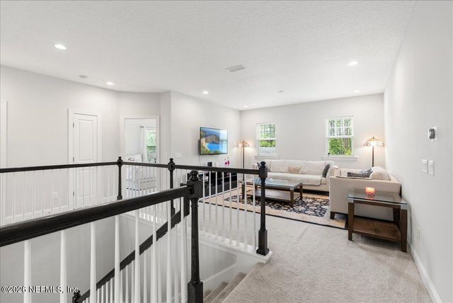 245 FRESHWATER Drive, St. Johns, FL 32259