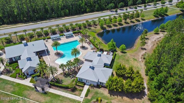 245 FRESHWATER Drive, St. Johns, FL 32259