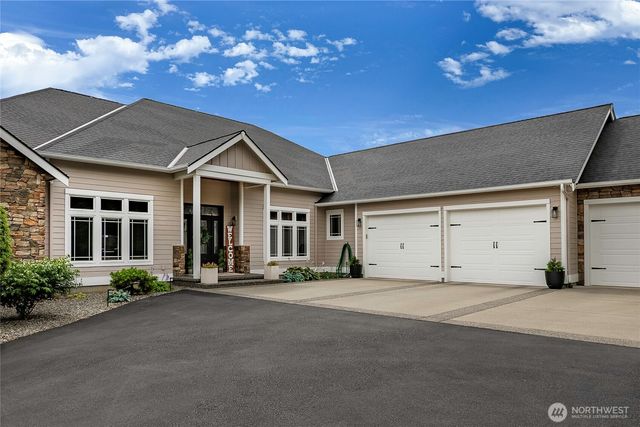 7969 Rodeo Drive, Lynden, WA 98264