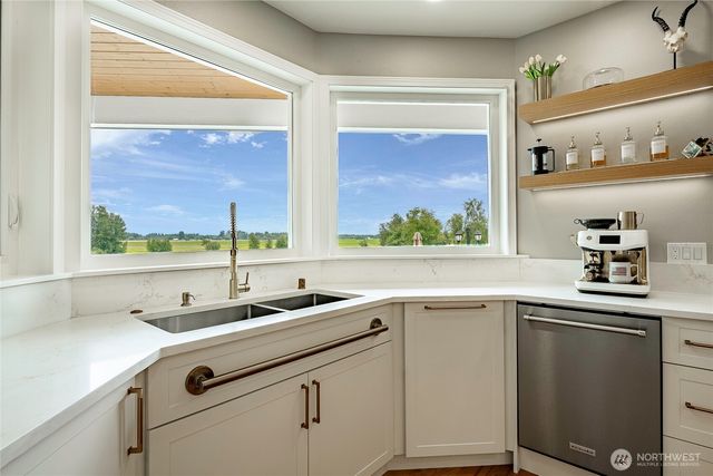 7969 Rodeo Drive, Lynden, WA 98264