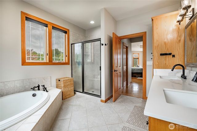 7969 Rodeo Drive, Lynden, WA 98264