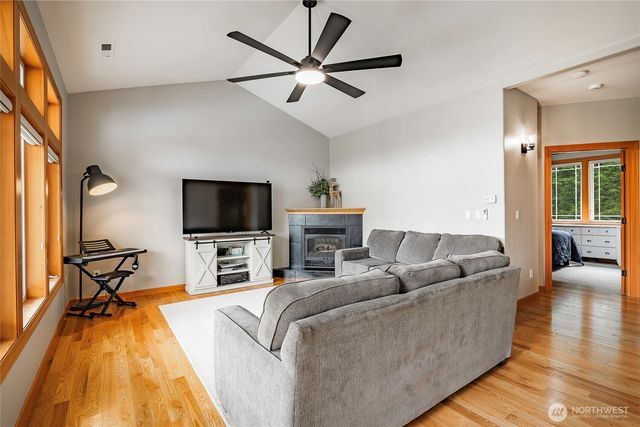 7969 Rodeo Drive, Lynden, WA 98264