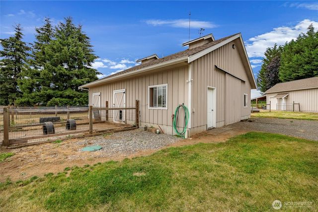 7969 Rodeo Drive, Lynden, WA 98264