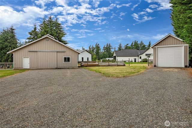 7969 Rodeo Drive, Lynden, WA 98264