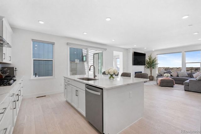 11825 Montoso Road, Lone Tree, CO 80134