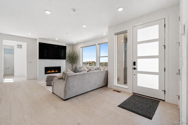 11825 Montoso Road, Lone Tree, CO 80134