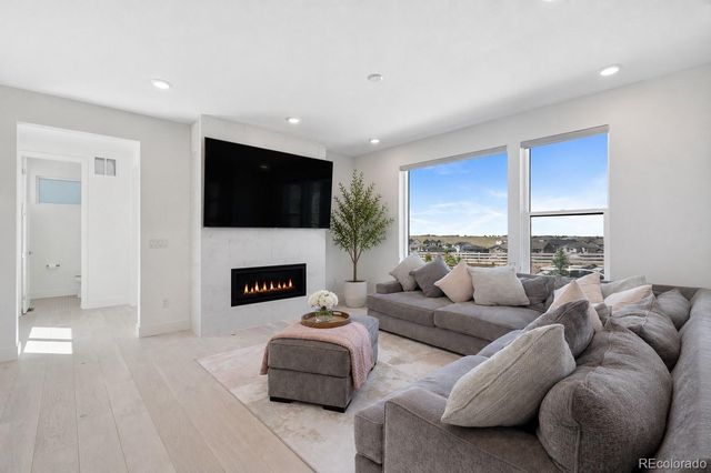 11825 Montoso Road, Lone Tree, CO 80134
