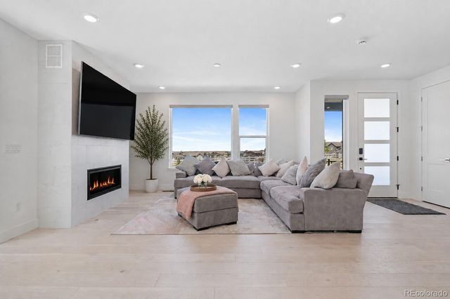 11825 Montoso Road, Lone Tree, CO 80134