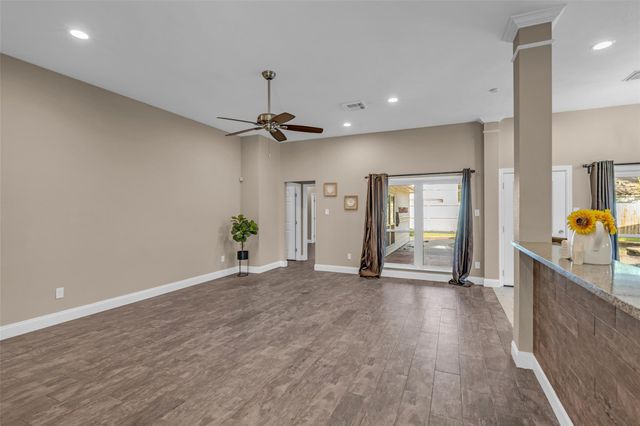 11506 Faulkey Gully Circle, Houston, TX 77070