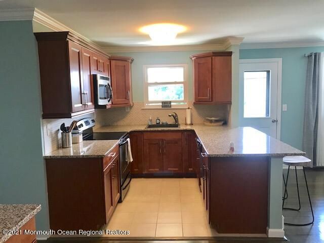 54 Wharfside Drive 54, Monmouth Beach, NJ 07750