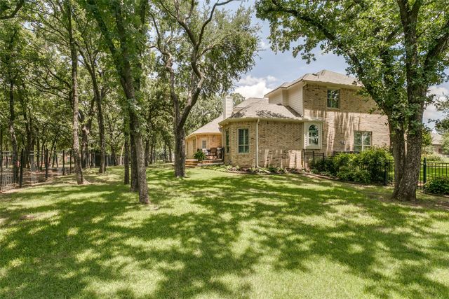 3603 Sussex Court, Corinth, TX 76210