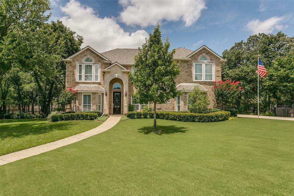3603 Sussex Court, Corinth, TX 76210