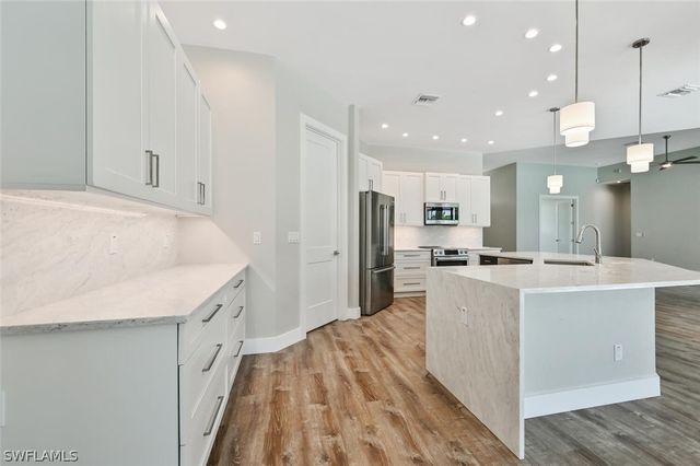 4231 Crayton RD, Naples, FL 34103