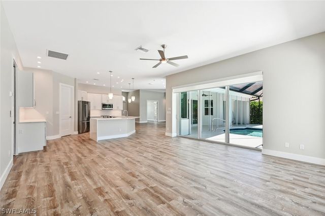 4231 Crayton RD, Naples, FL 34103