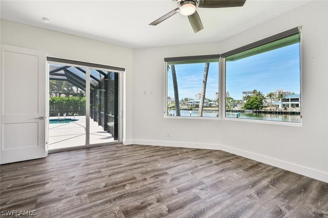 4231 Crayton RD, Naples, FL 34103