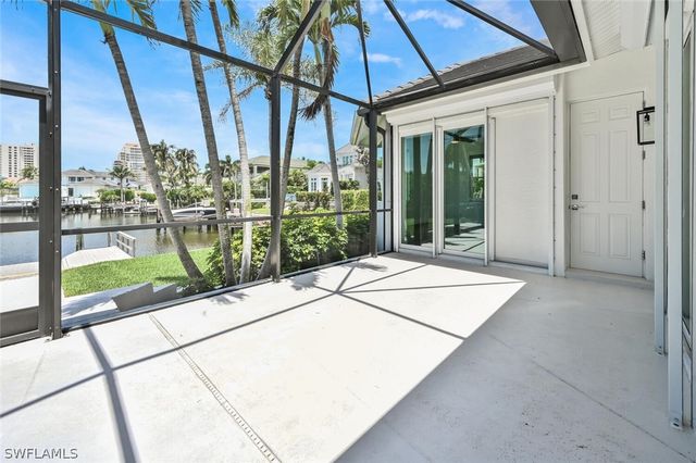 4231 Crayton RD, Naples, FL 34103