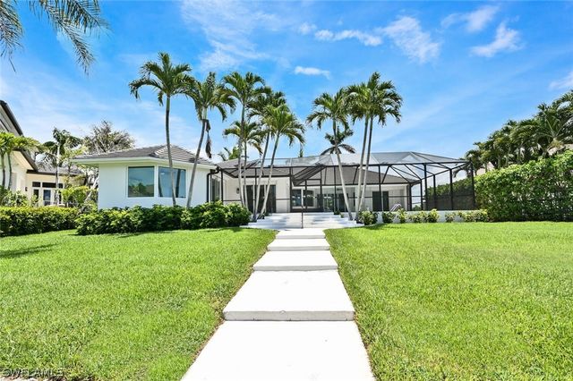 4231 Crayton RD, Naples, FL 34103