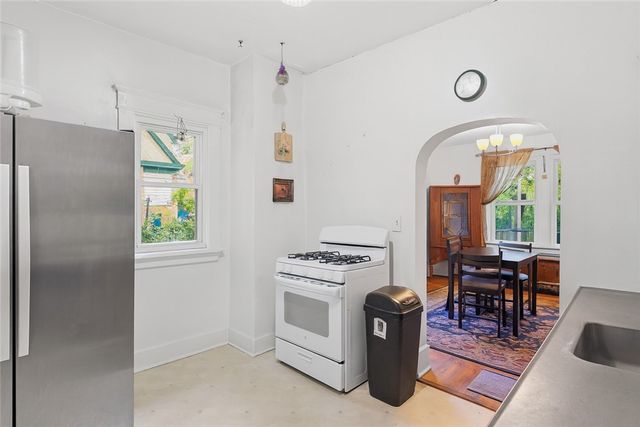 288 Bascom Ave, Ross Twp, PA 15214