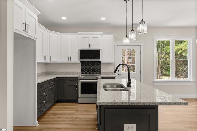 220 Emory Drive, Easley, SC 29640