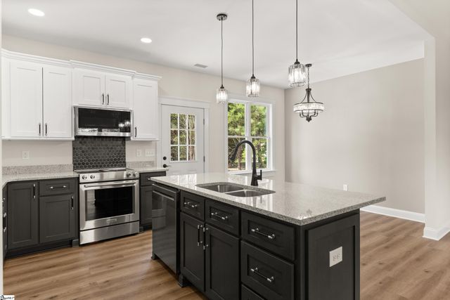220 Emory Drive, Easley, SC 29640