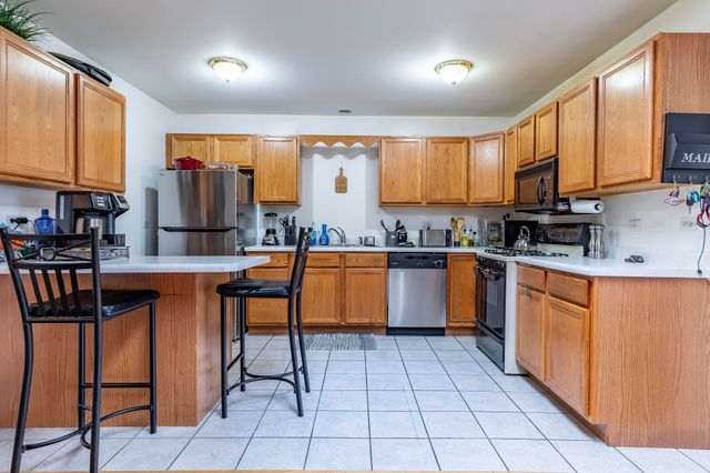 3446 E 69th Avenue, Merrillville, IN 46410