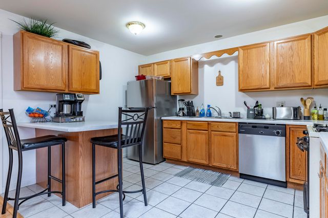 3446 E 69th Avenue, Merrillville, IN 46410