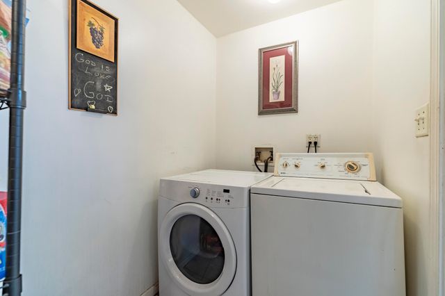 3446 E 69th Avenue, Merrillville, IN 46410