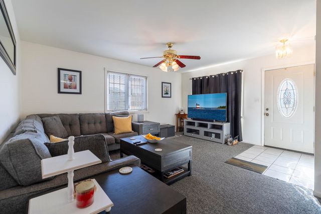 3446 E 69th Avenue, Merrillville, IN 46410