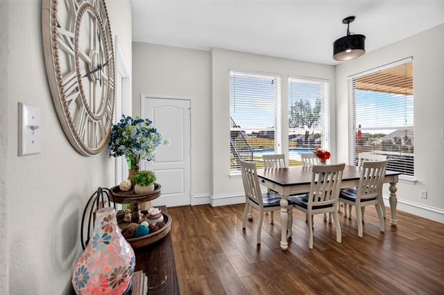 9900 Harbour View Lane, Fort Worth, TX 76179