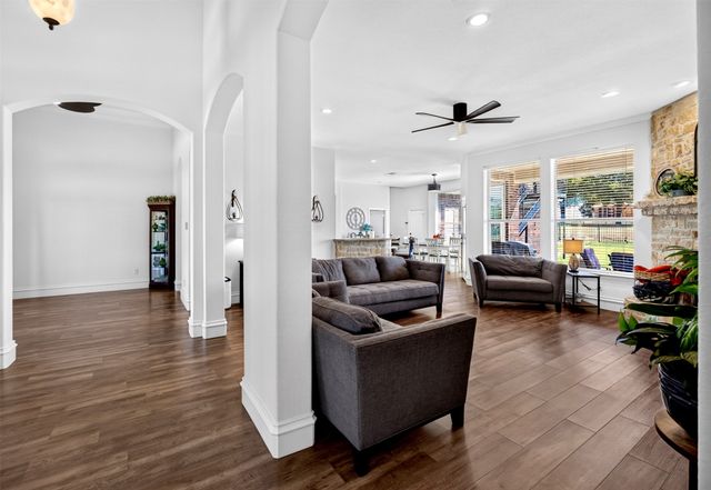 9900 Harbour View Lane, Fort Worth, TX 76179