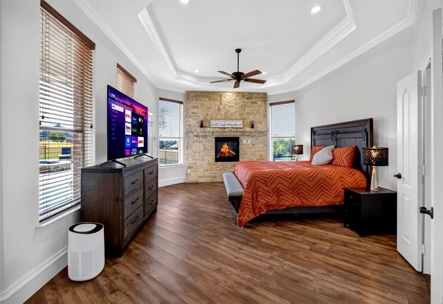 9900 Harbour View Lane, Fort Worth, TX 76179