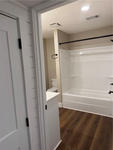 703 NW 1st Street, Atkins, AR 72823