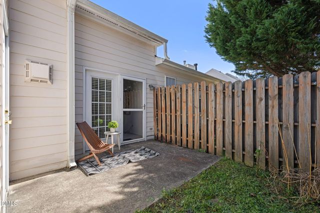 33 Signet Drive, Durham, NC 27704
