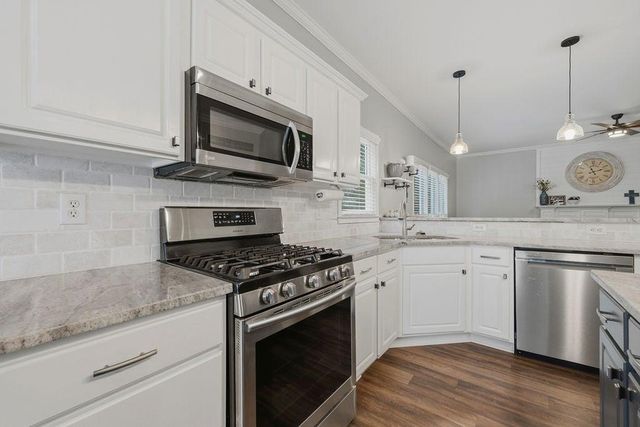 1938 Greensferry Glen, Lawrenceville, GA 30043