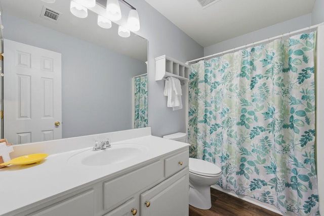 1938 Greensferry Glen, Lawrenceville, GA 30043