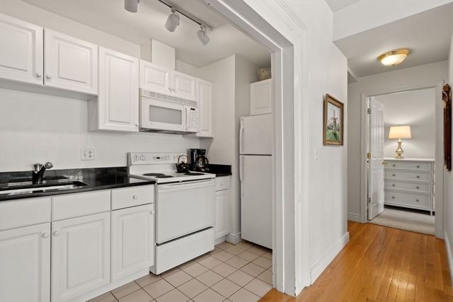 4 Charlesgate East 603, Boston, MA 02215