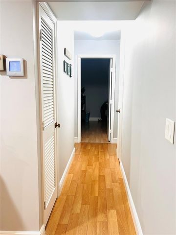 9875 Pineapple Tree Drive 207, Boynton Beach, FL 33436