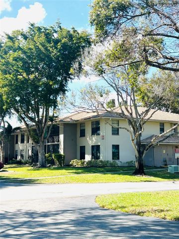 9875 Pineapple Tree Drive 207, Boynton Beach, FL 33436