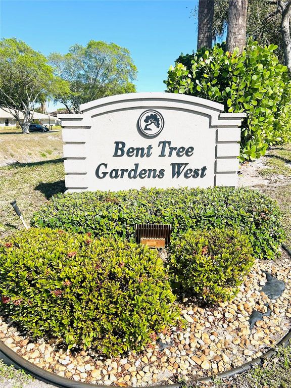 9875 Pineapple Tree Drive 207, Boynton Beach, FL 33436
