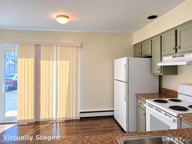 34 James Street B, Danbury, CT 06810