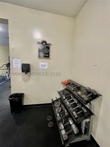 2550 SW 18th Ter 1405, Fort Lauderdale, FL 33315