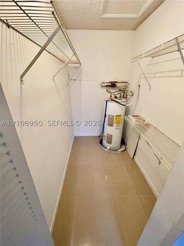 2550 SW 18th Ter 1405, Fort Lauderdale, FL 33315