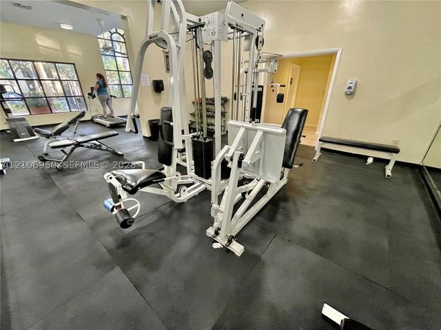2550 SW 18th Ter 1405, Fort Lauderdale, FL 33315