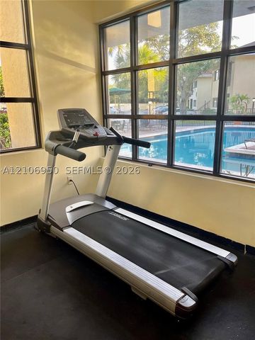 2550 SW 18th Ter 1405, Fort Lauderdale, FL 33315